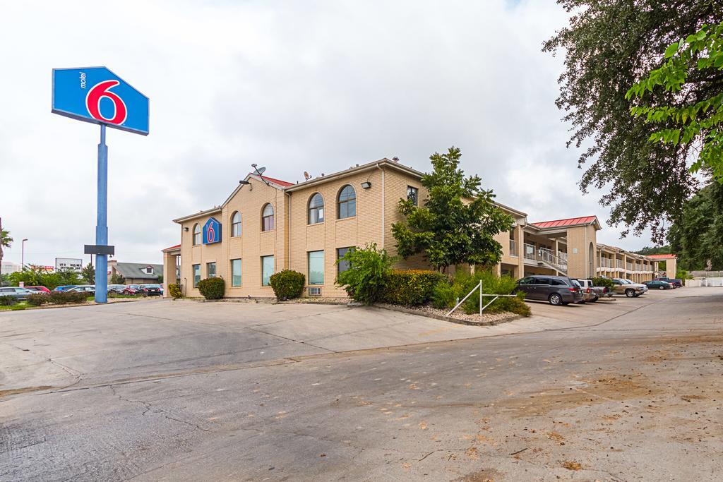 Motel 6-San Antonio, Tx - Fiesta Trails 외부 사진