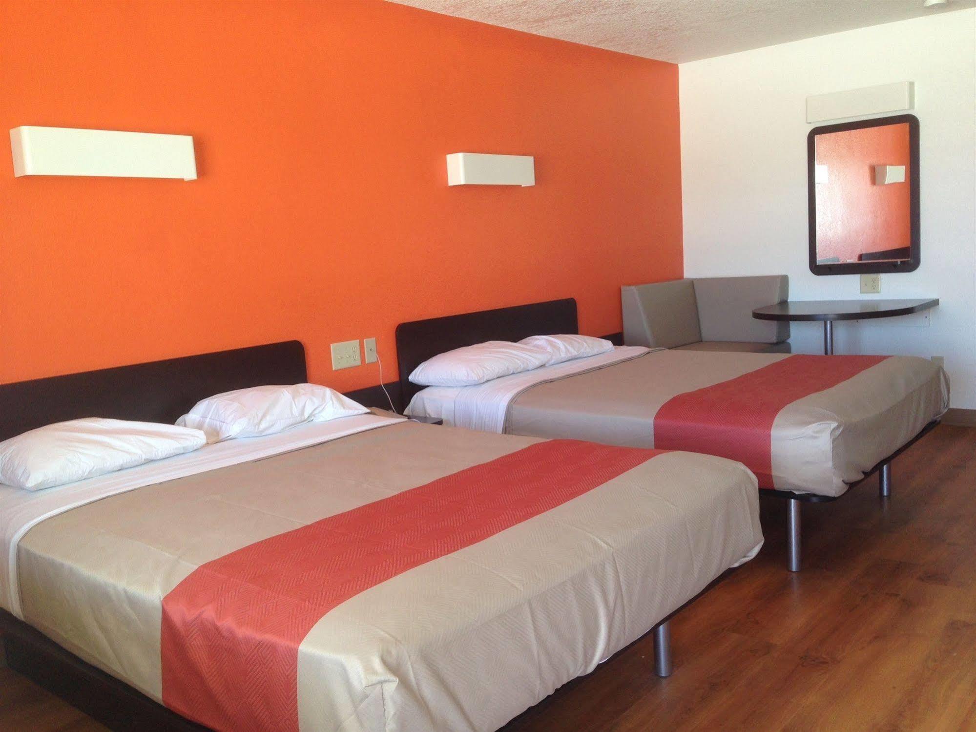 Motel 6-San Antonio, Tx - Fiesta Trails 외부 사진